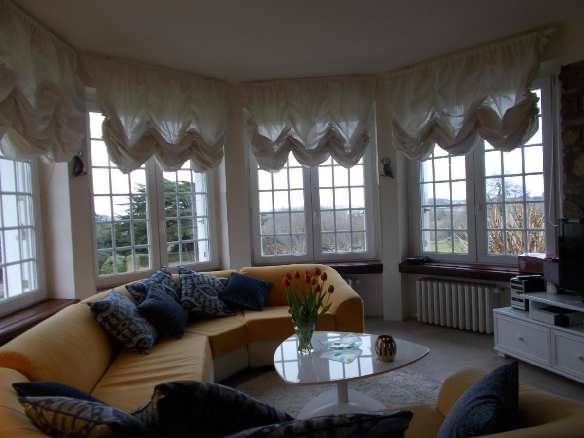 Les Ajoncs Bed and Breakfast Plougrescant Buitenkant foto