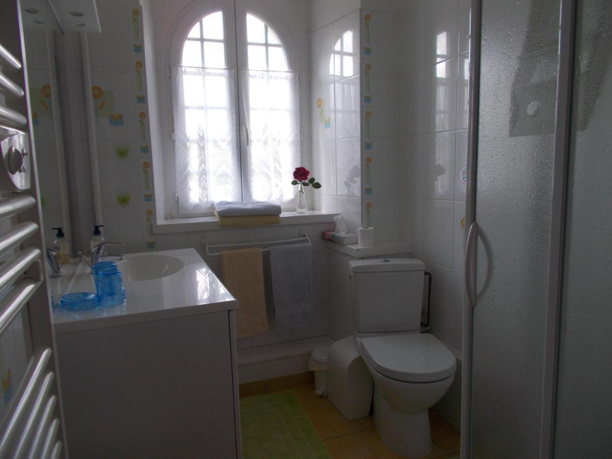 Les Ajoncs Bed and Breakfast Plougrescant Buitenkant foto